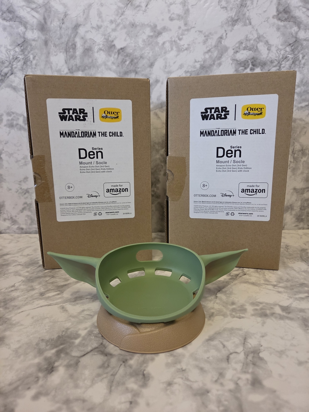 Star Wars The Mandalorian 'The Child' Green - Series Den Mount by OtterBox